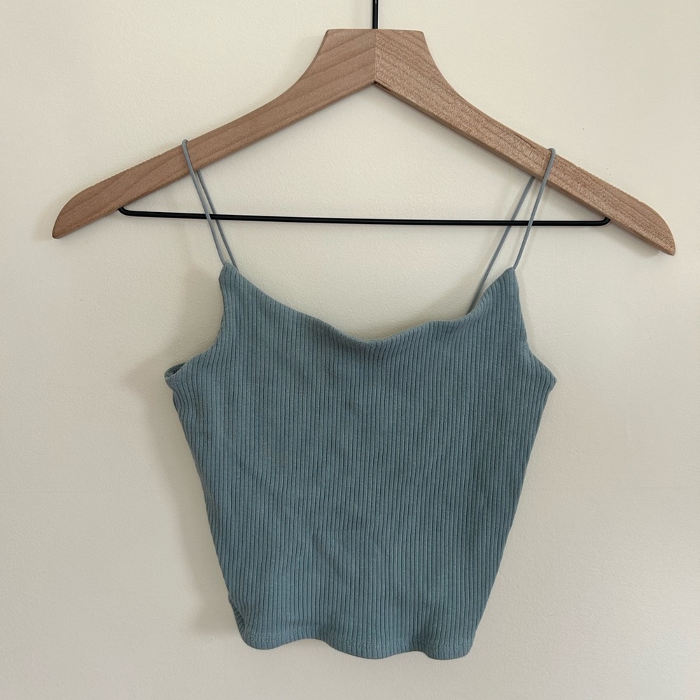 Teal scope neck going out top